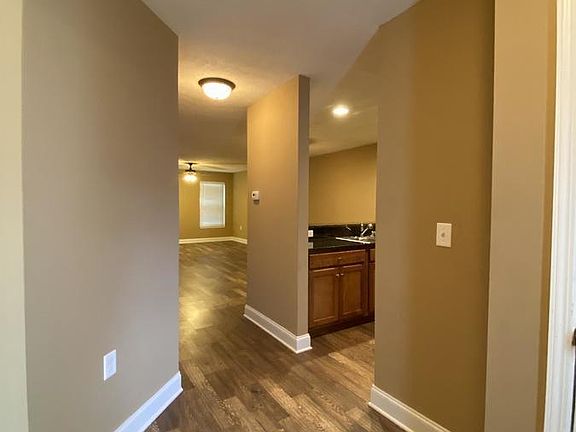 2nd image of 112 Walnut Creek Ct #112