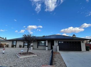 13425 Appleblossom, Apple Valley, CA 92308