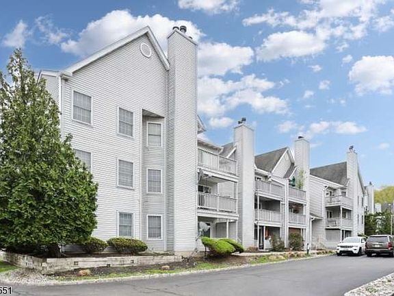 2nd image of 101 Quartz Ln #101