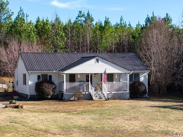 3874 Country Club Rd, Brodnax, VA 23920