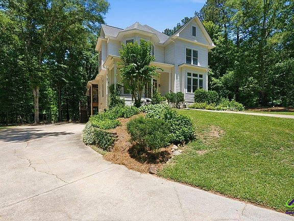 3rd image of 108 Magnolia Ct