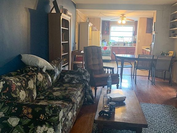 2nd image of 821 27th Ave N Floor 1