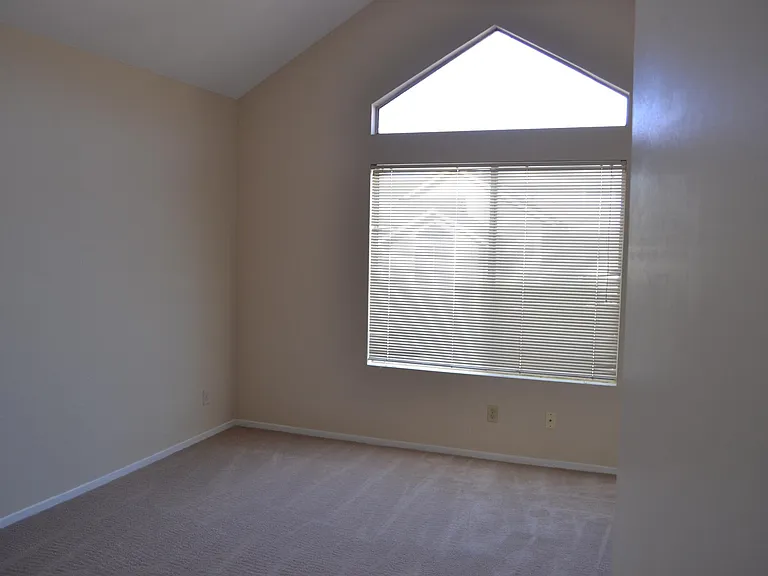 149 Crosswind Ct — Photo 6