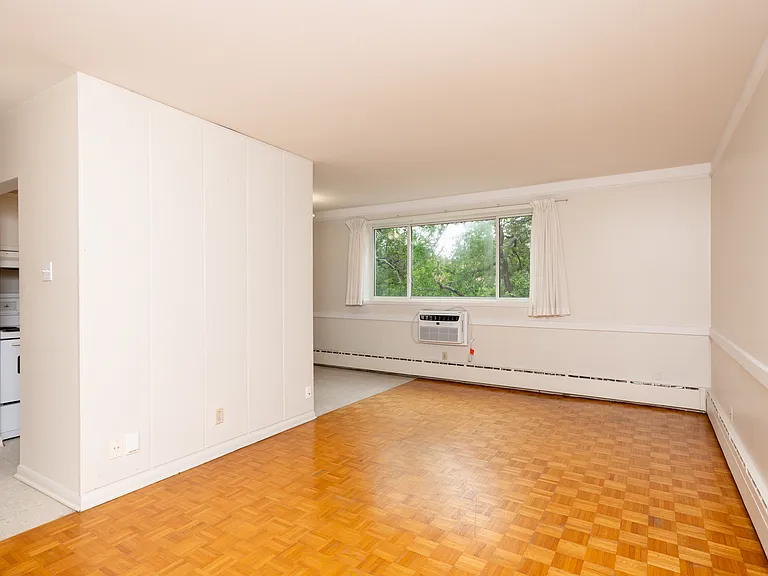 365 Edison Ave #202 — Photo 6