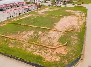 8407 Military Dr, Tyler, TX 75706