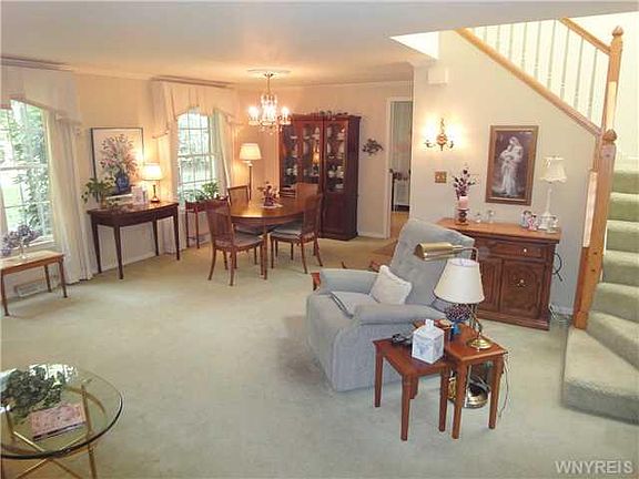 2nd image of 57 Wellington Ct