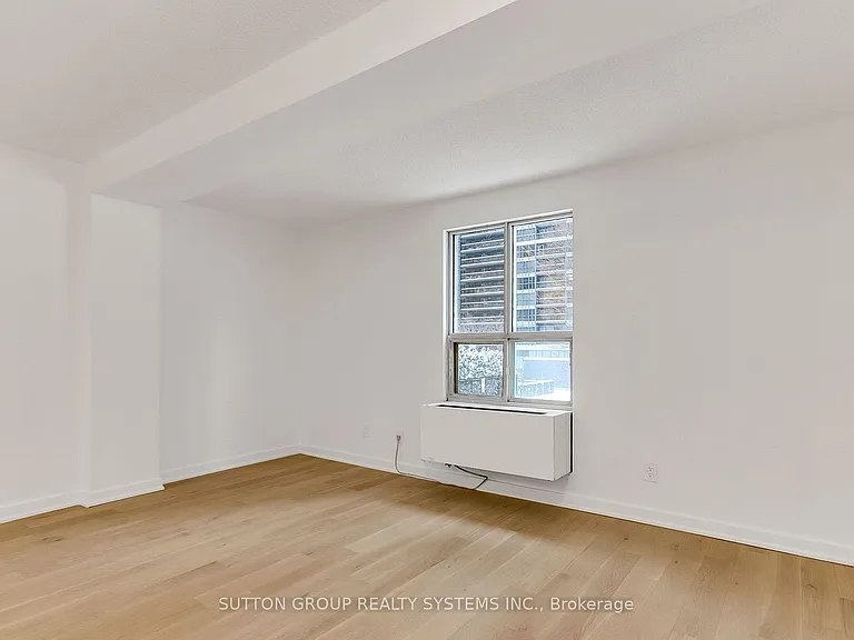 88 Charles St E #205 — Photo 4