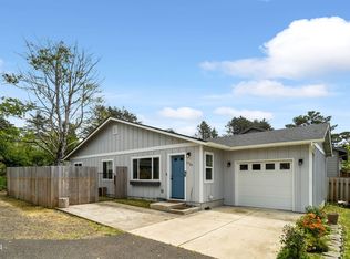 1728 NW 33rd St, Lincoln City, OR 97367