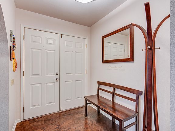 4th image of 10224 Stoneway Dr