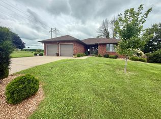 1606 W Kay St, Marshall, MO 65340