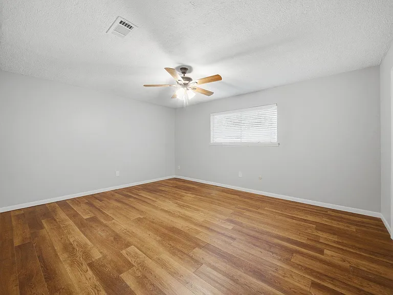 16611 Ben Ledi Dr — Photo 16