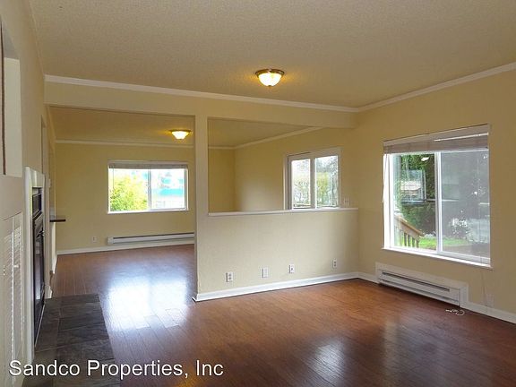 5th image of 4607 N Visscher St