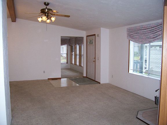 5th image of 836 Harman Way S Space 61