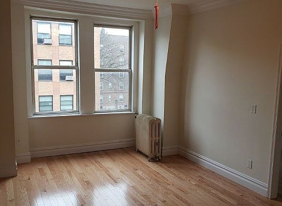2nd image of 11 Bentley Ave #3