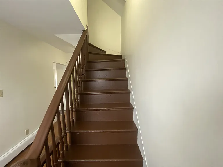 22 Ferry St #2 — Photo 38