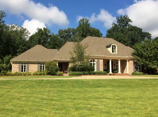 2653 Timber Creek Ln, Tupelo, MS 38804