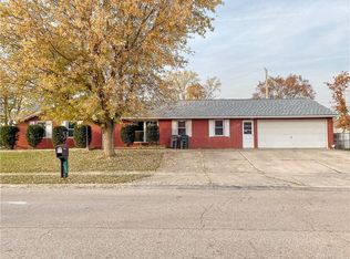 201 Dean Dr, Farmersville, OH 45325