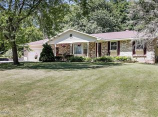 7613 Leonard St, Coopersville, MI 49404