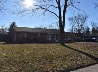 145 W Briarcliff Rd, Bolingbrook, IL 60440