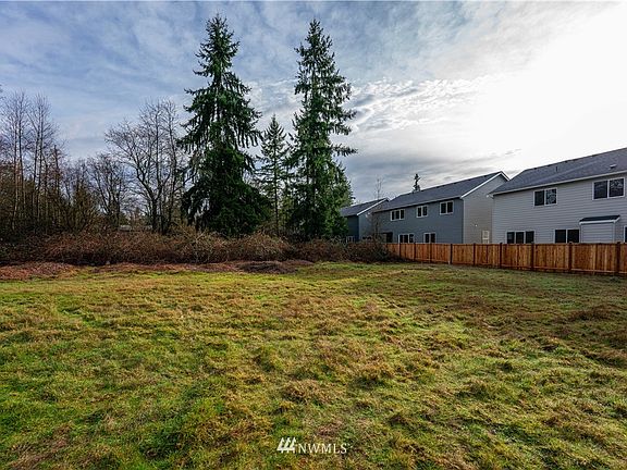4th image of 12527 51st Avenue NE