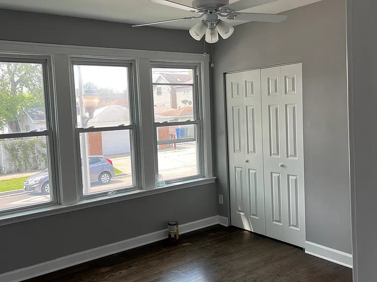 4540 W Cornelia Ave #2W — Photo 2