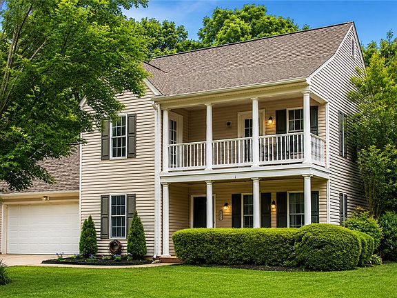 2nd image of 328 Springfield Cir