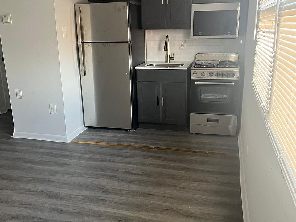 1st image of 4854 Pulaski Ave #B63