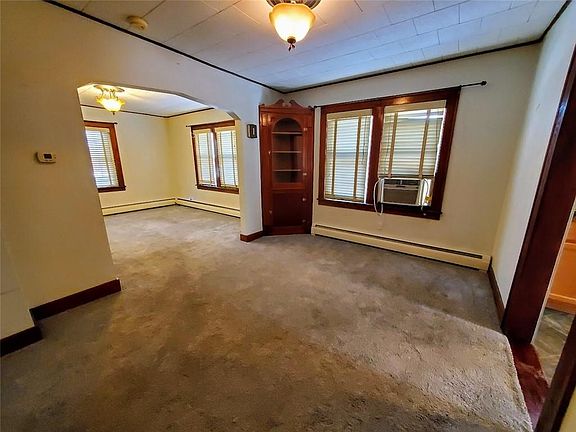 5th image of 1101 North Dr