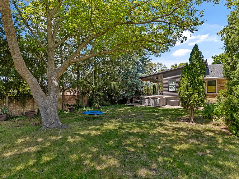 1543 Binford St — Photo 20