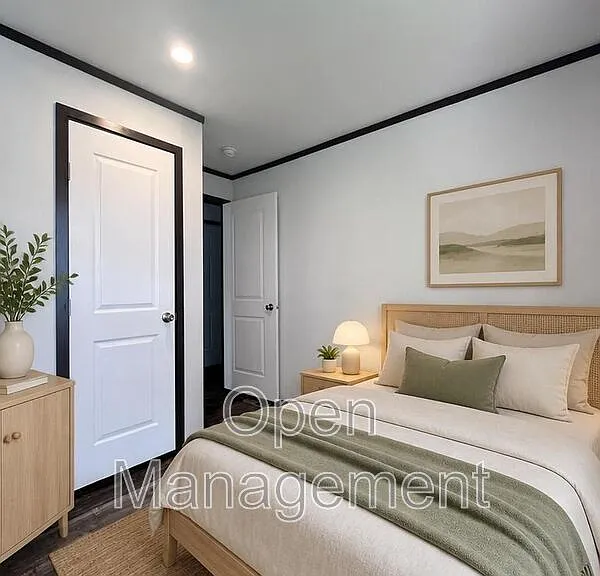 2301 SW Oralabor Rd #26 — Photo 4