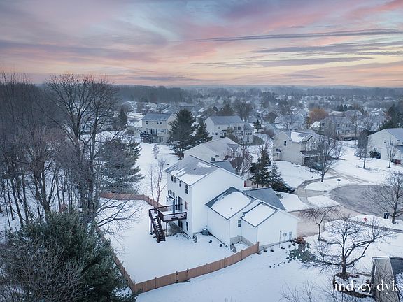 3rd image of 6409 Cannon Farms Dr NE