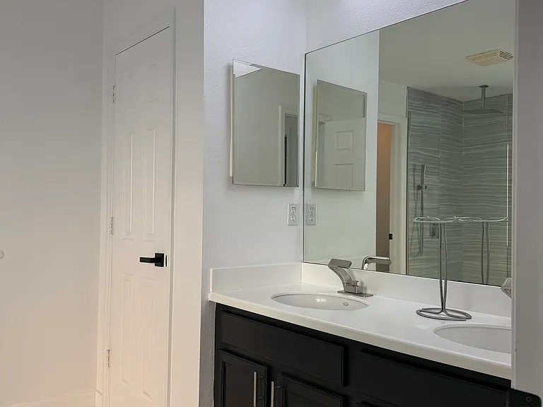 8867 Falcon Pointe Loop — Photo 43
