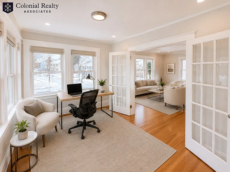 332 Belmont St #2 — Photo 6