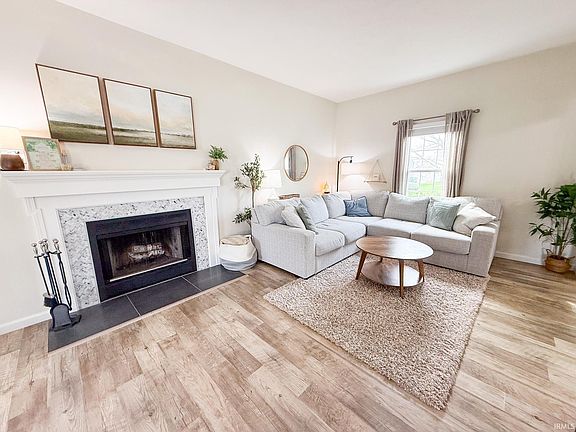 5th image of 4018 Southampton Dr