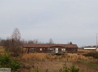 142 Country Bottoms Trl, Dobson, NC 27017