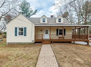 31 Observer St, Springfield, MA 01104