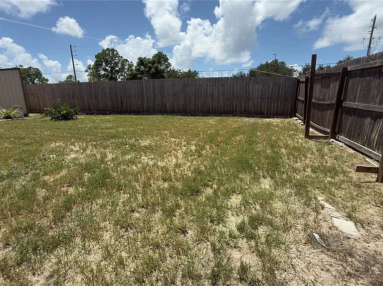 4431 Kohler St — Photo 21
