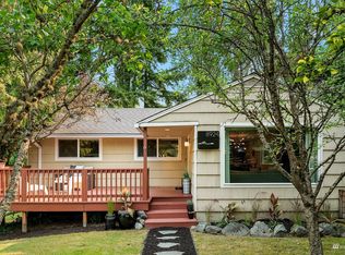 8924 30th Ave NW, Seattle, WA 98117