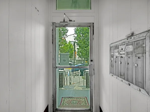 509 Monastery Place image 4 of 50