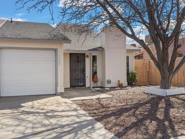 9728 Westbound Ave SW, Albuquerque, NM 87121