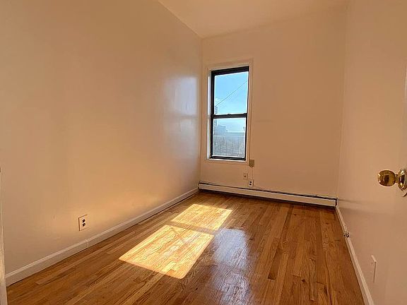 4th image of 199 Pacific St APT 3A