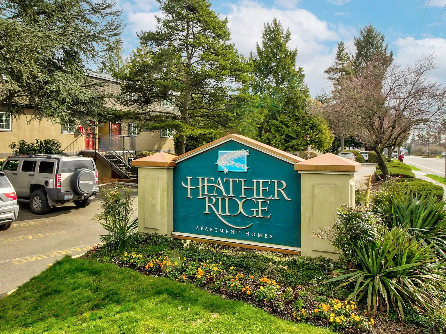 Heather Ridge Apartments -NOW OFFERING UP TO 4 WEEKS FREE ON SELECT UNITS! PLUS $99 OAC MOVE-IN S... — Photo 1