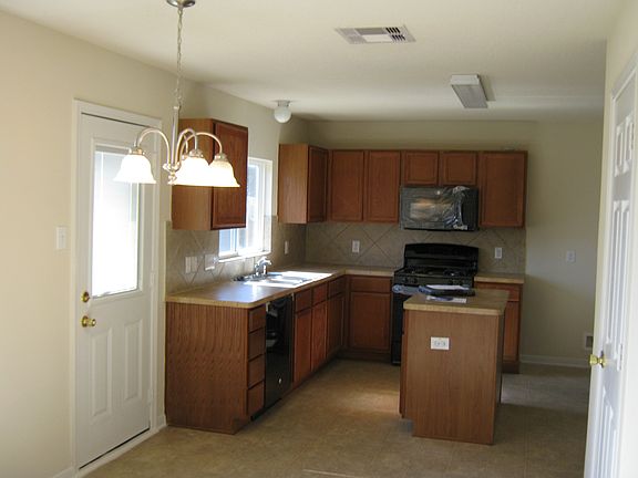 3rd image of 1010 Thicket Hill Ct