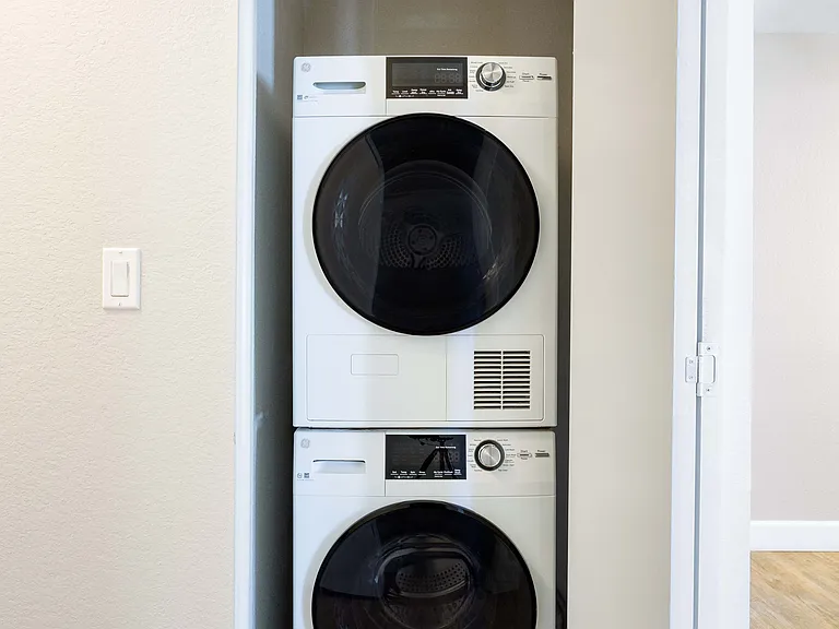 Waterfield Square Apartment Homes — Photo 6