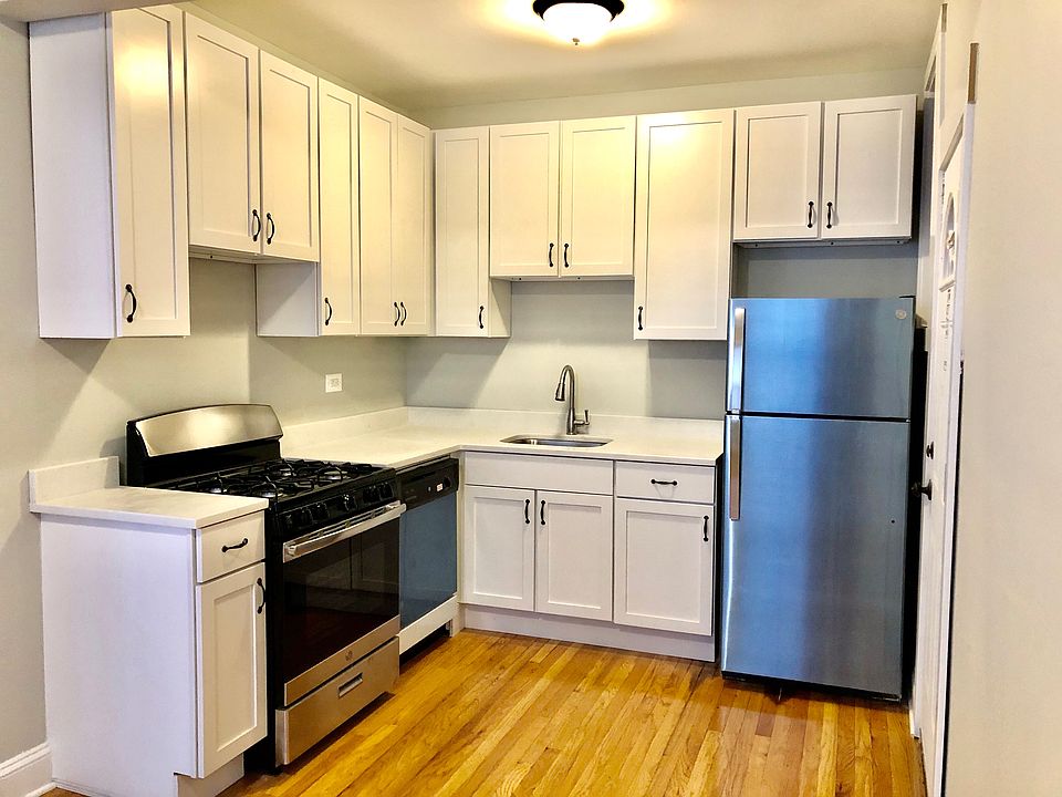 1st image of 1022 W Loyola Ave APT 2W