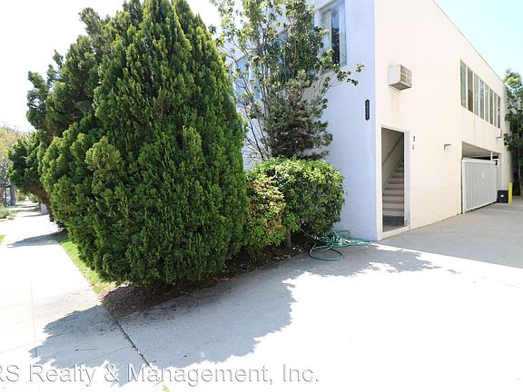 2nd image of 1827 Parnell Ave APT 5