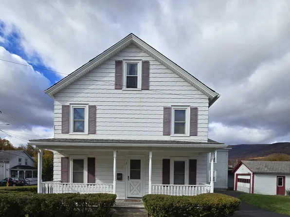 1 Godek St, Adams, MA 01220
