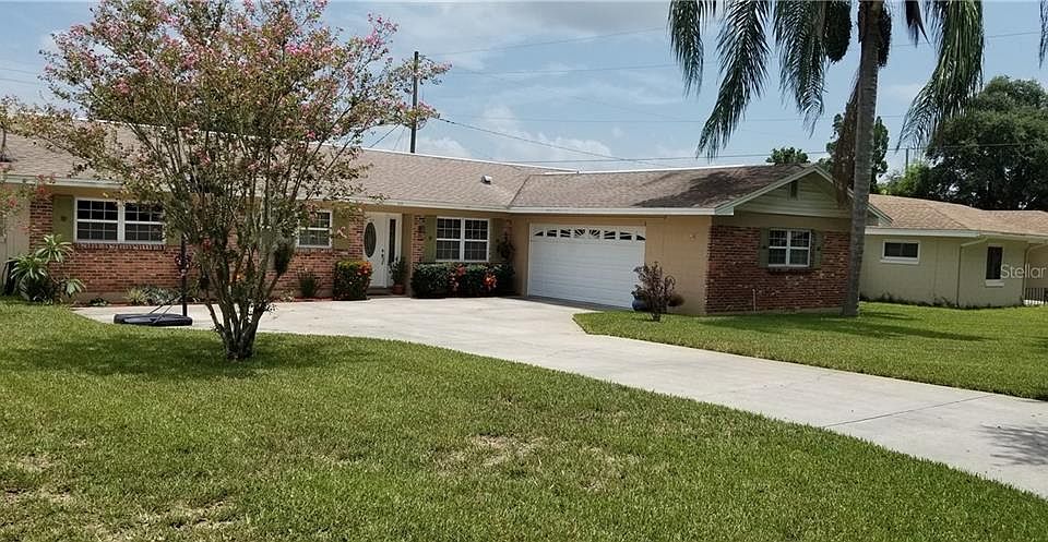 1st image of 233 Paine Dr