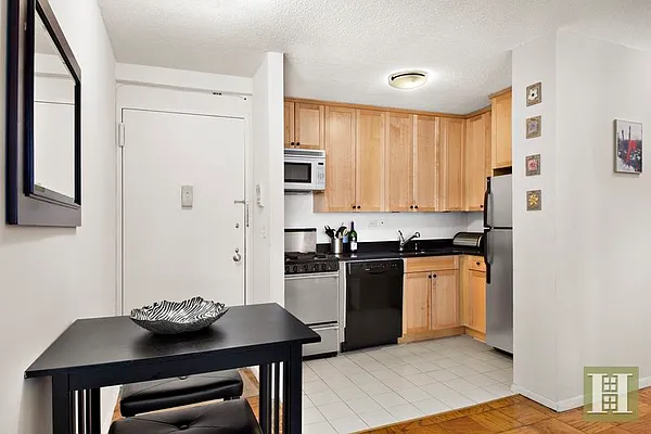 Sold by Halstead Real Estate | media 3