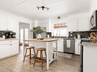 11 Silverwood Dr, Huntsville, ON P1H1N1